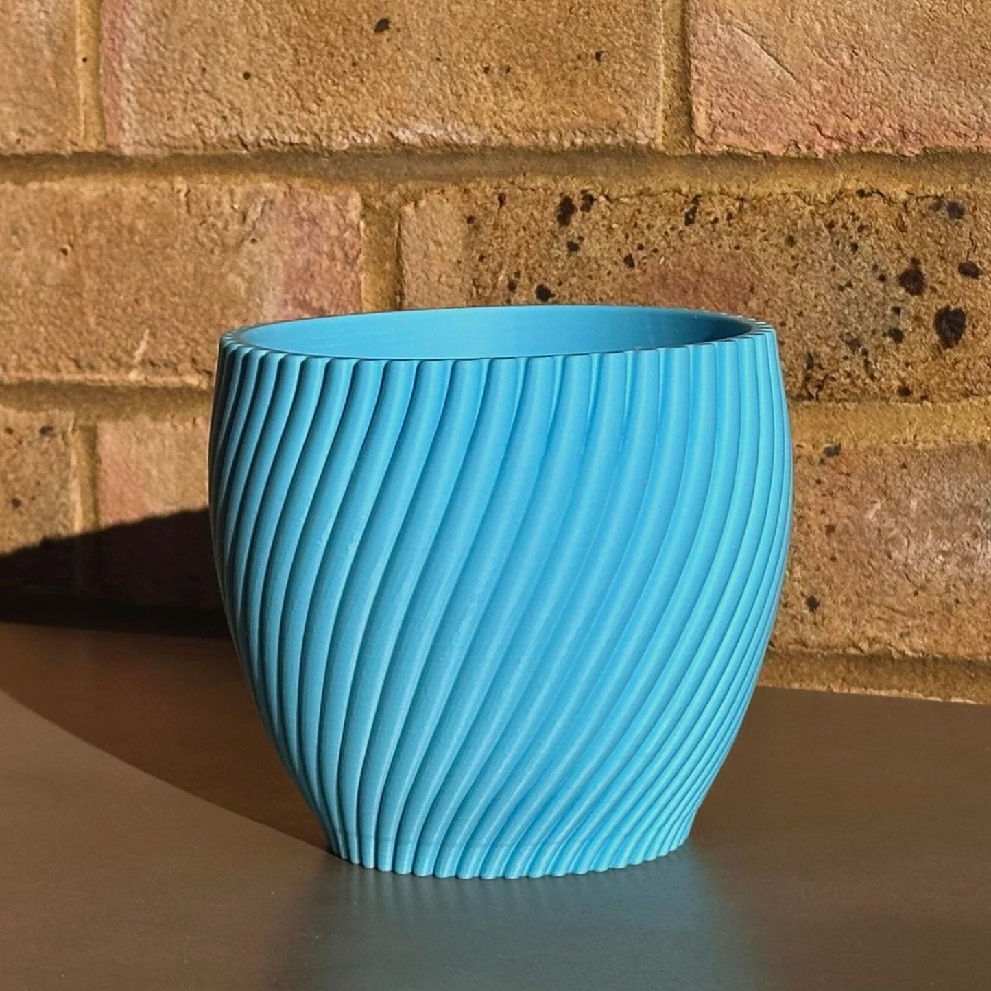 Ribbed Spiral Plant Pot